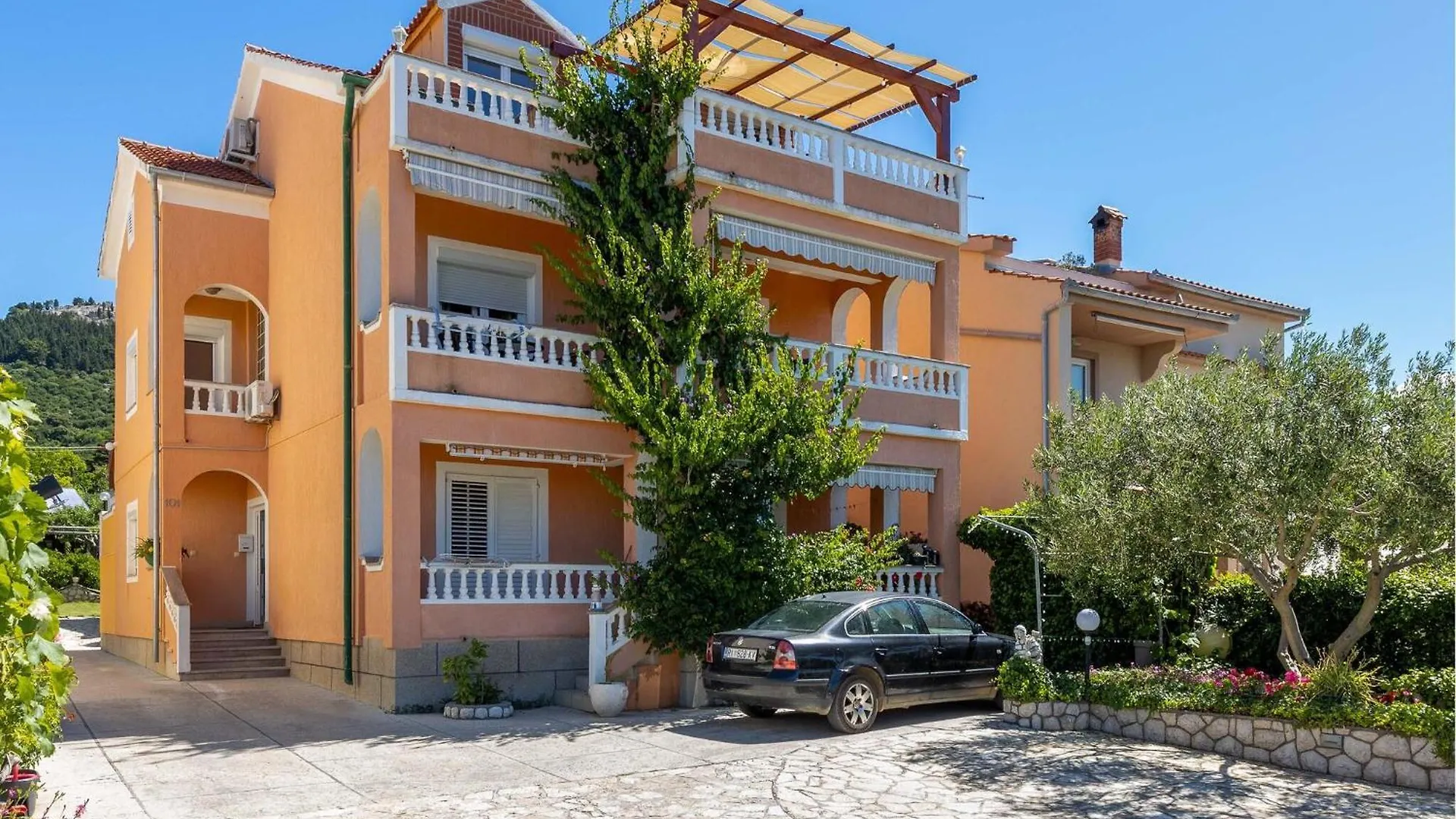 Amazing Apartment In Barbat Na Rabu With Wifi